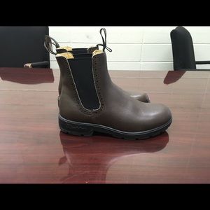 Blundstone Australia brown ankle boot like new 5